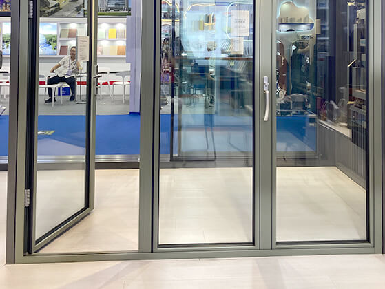 د GZW78 کلاسیک المونیم فولډنګ دروازه (1)