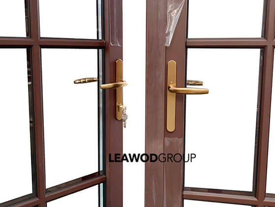 Ọnụ ụzọ Mbugharị Mpụta nke Aluminom MLW85 nke Osisi (3)