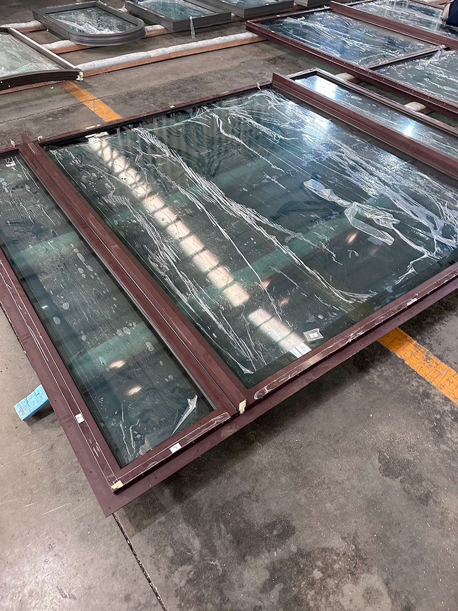 Proiect Rezidențial Modern cu Ferestre din Aluminiu (5)