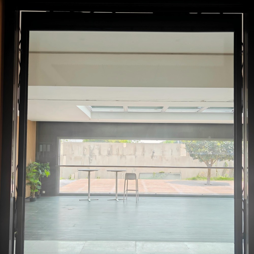 intelligent windows and doors (1)